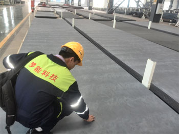 泰富重工车间底漆施工现场二